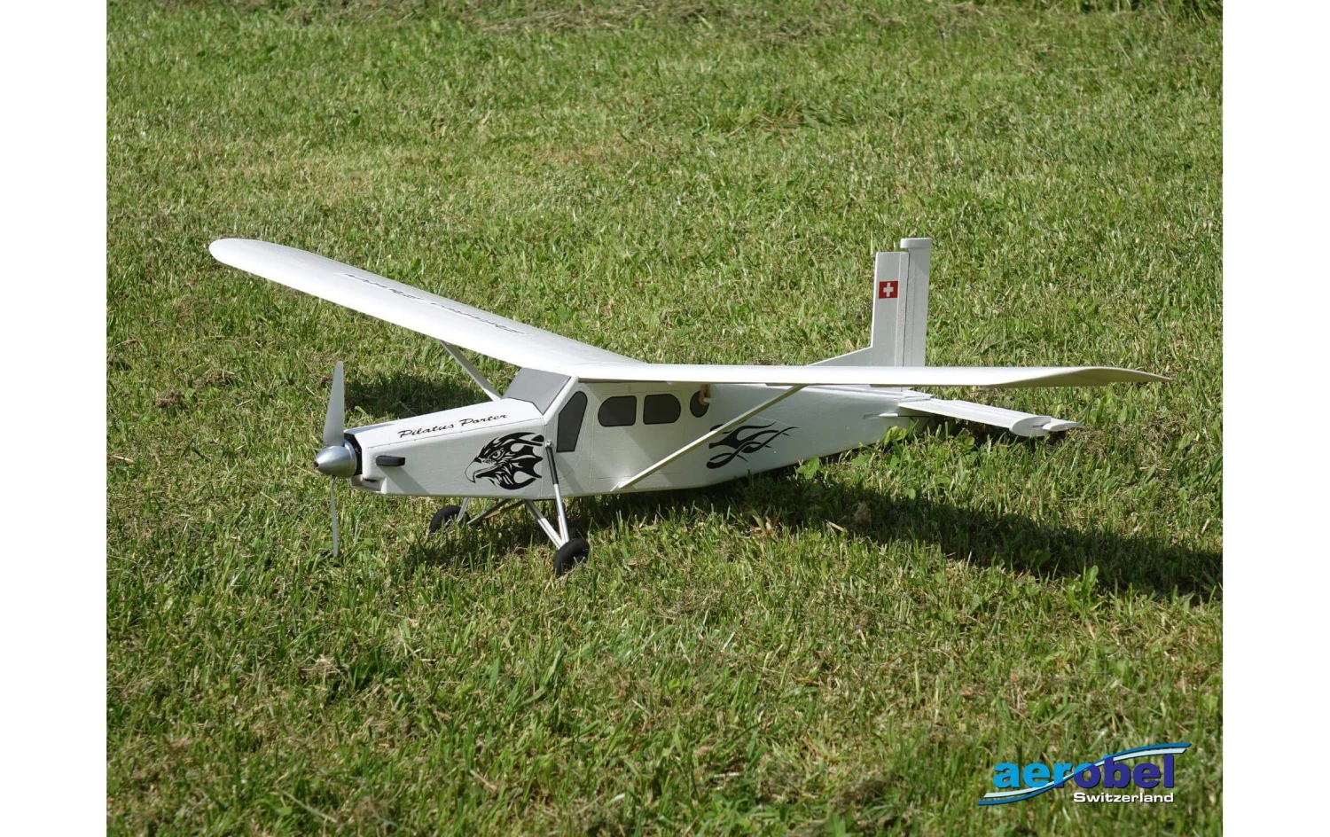 Aerobel Flugzeug Pilatus Porter PC-6 1000 Mm Bausatz - Flugzeuge 4 Aerobel Flugzeug Pilatus Porter PC-6 1000 Mm Bausatz - Flugzeuge – Bild 2